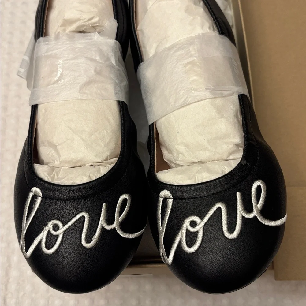 NEW! ED Ellen DeGeneres Langlee Size 2.5M 4.5M BLACK WHITE 'Love' Ballet Flats